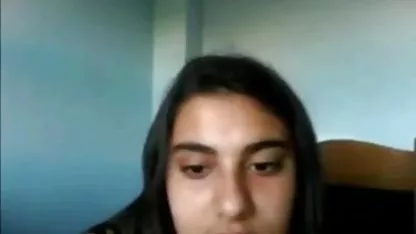 این دختر رنگارنگ در این جدیدترین فیلم سوپر الکسیس صورت اگر او اغلب به ماندن در جهان