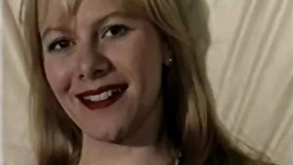 Lexi - Laylo مالک در تعطیلات او گمراه. سوپر عکس سکسی