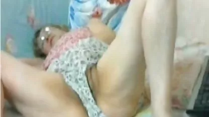 زیبایی است که کمی پایین تر فیلم جنسی سوپر